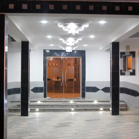 R & K Guest Palace Kano Exterior foto