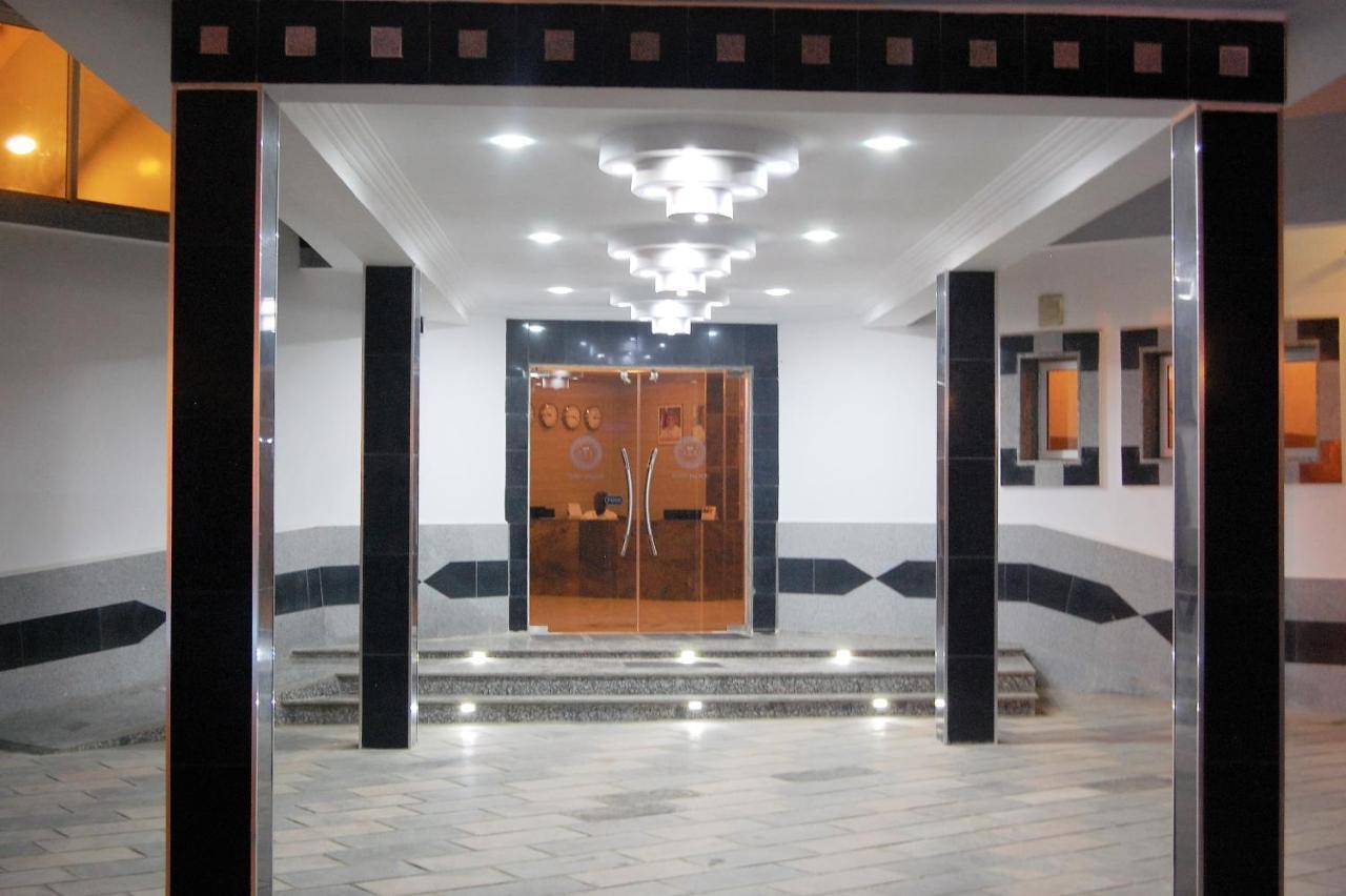 R & K Guest Palace Kano Exterior foto
